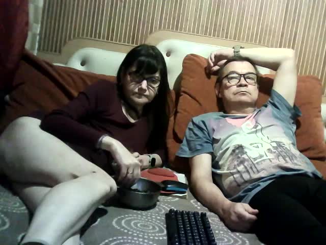 coupleofcoolx Cam Model Chat September 27, 2025