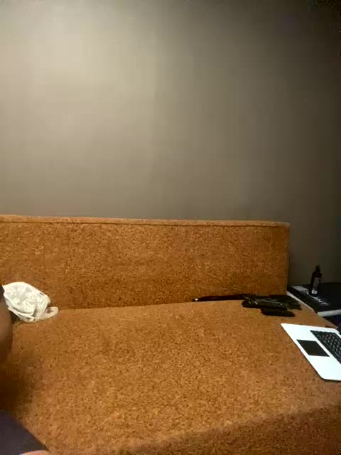 Xyligana Cam Model Chat September 27, 2025