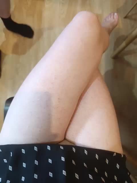 Nepechalka Cam Model Chat September 27, 2025