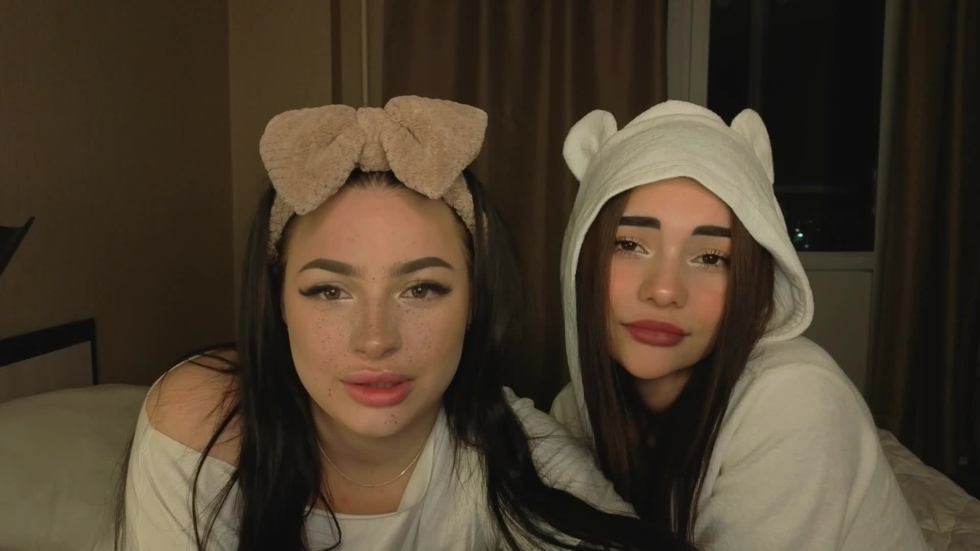 LisaAndDenis Cam Model Chat September 27, 2025