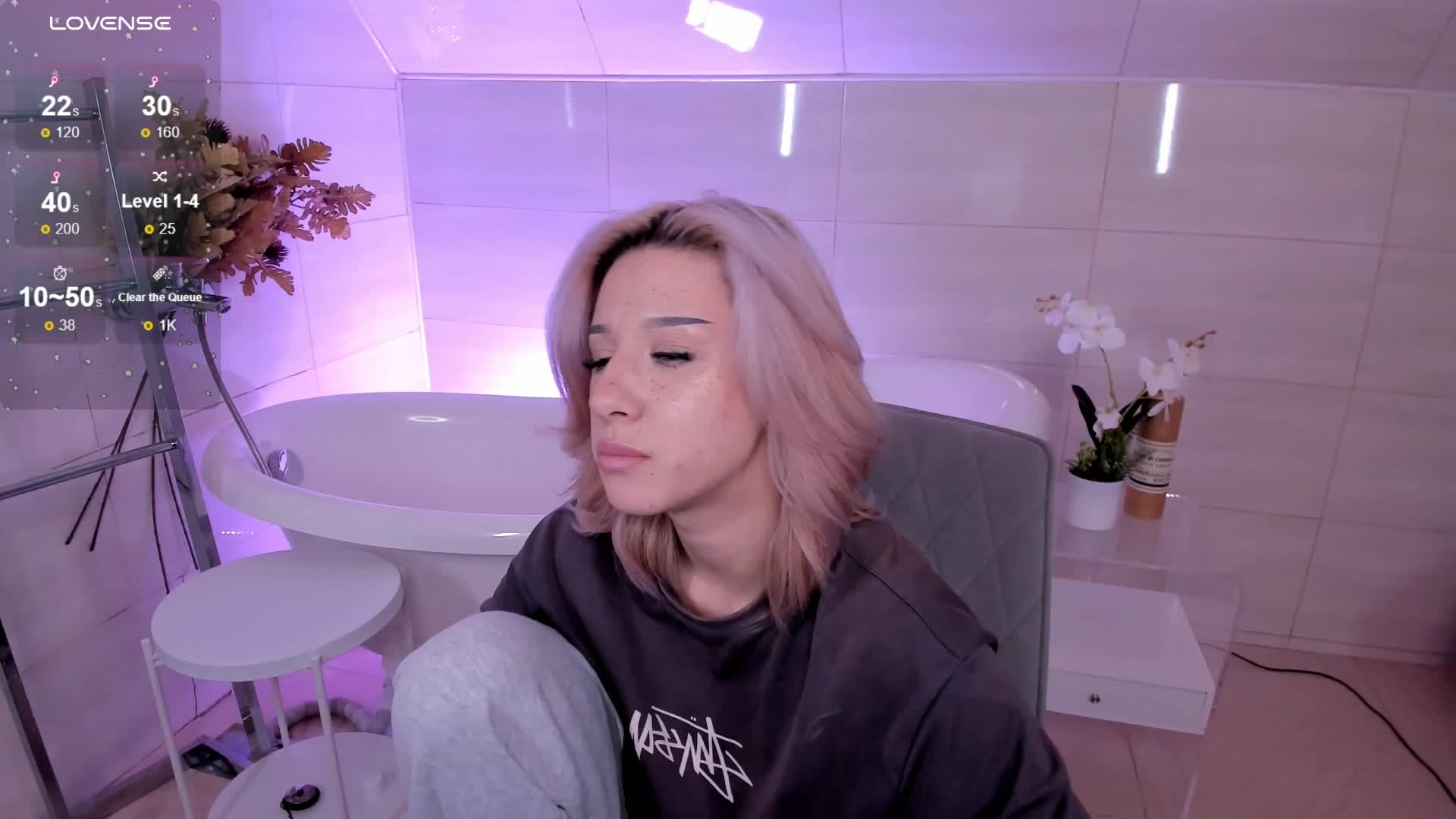 Necucubi Cam Model Chat September 27, 2025