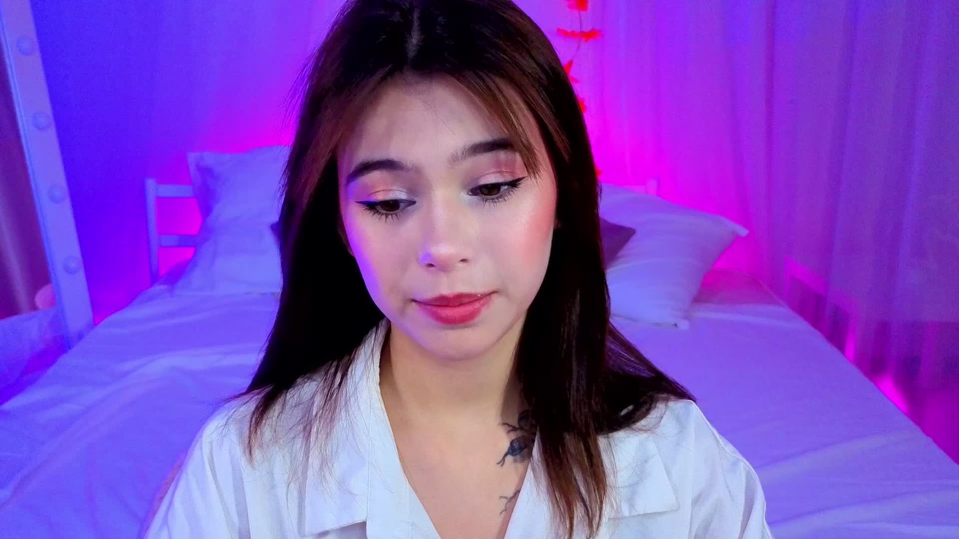 CoralineJones Cam Model Chat September 27, 2025