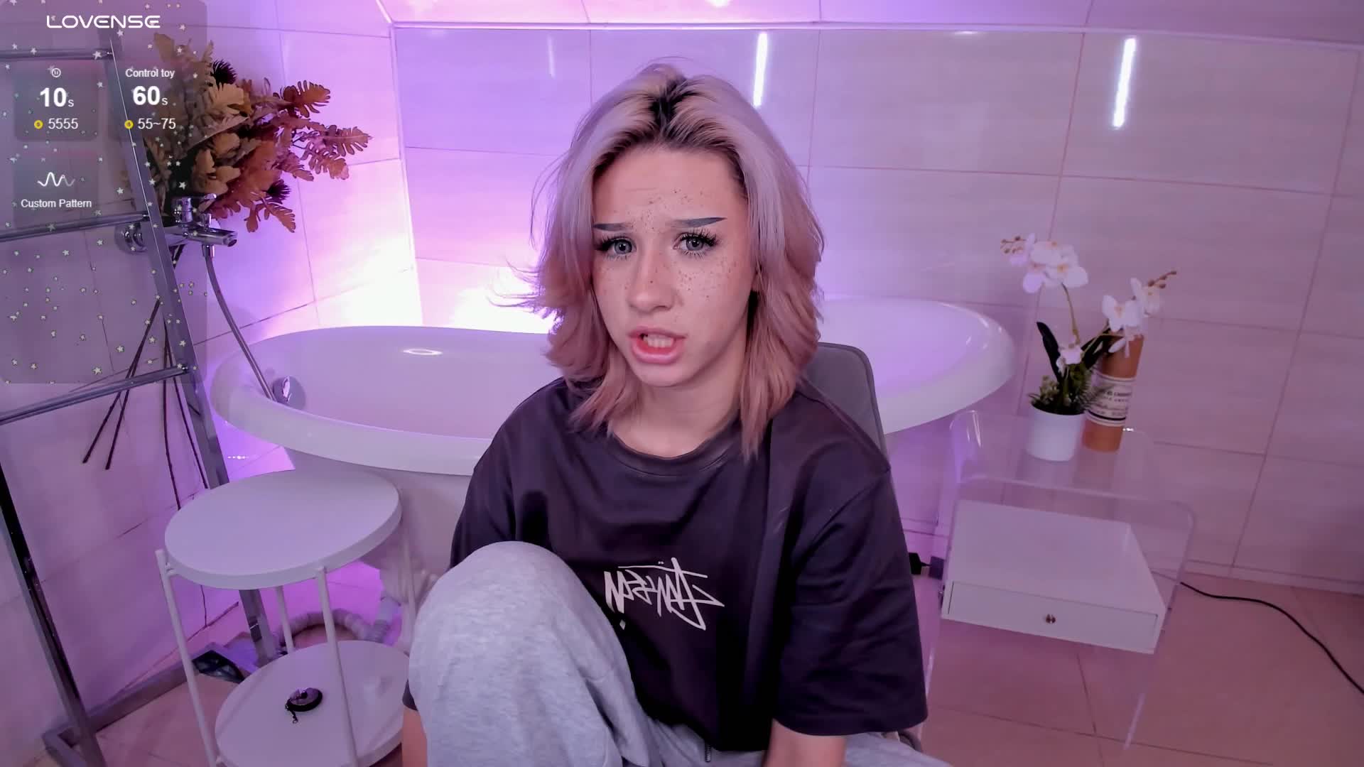 Necucubi Cam Model Chat September 27, 2025