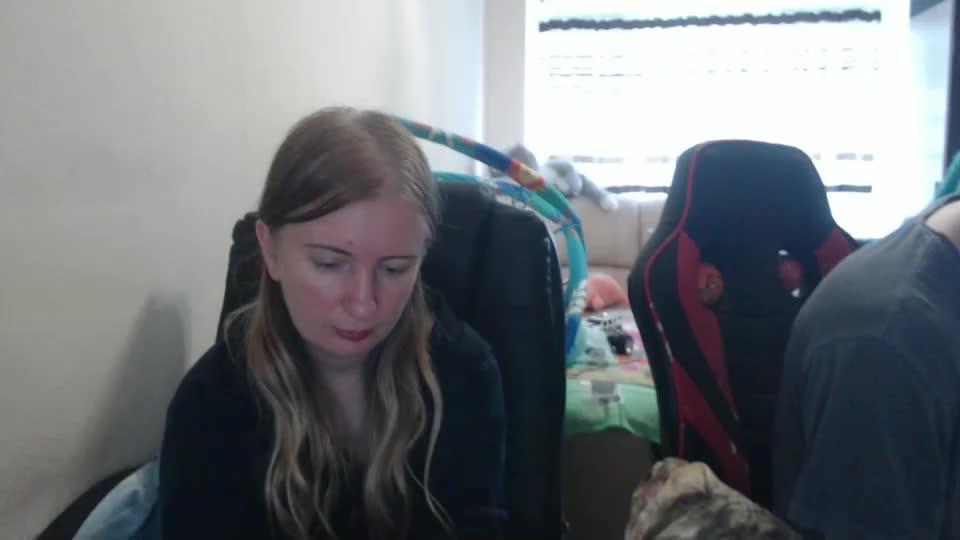 jenisandpeter Cam Model Chat September 27, 2025