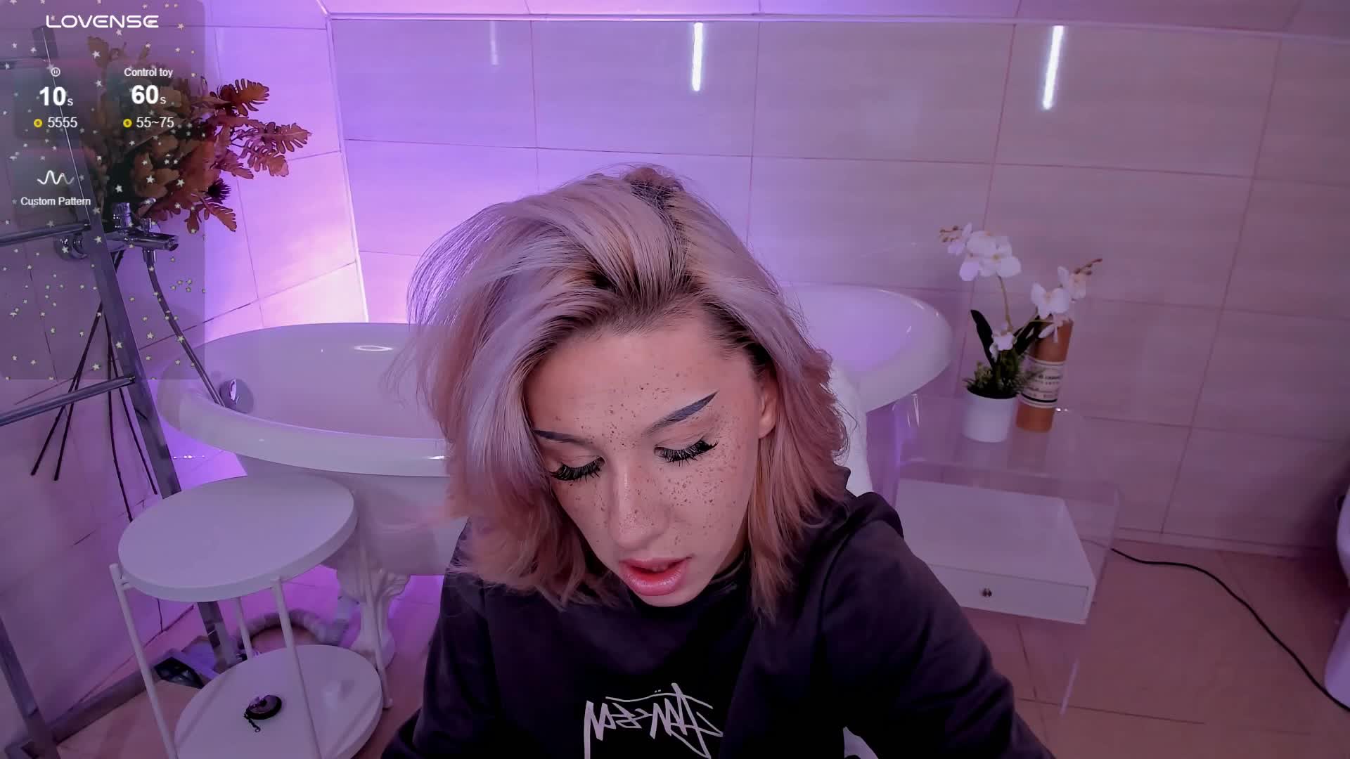 Necucubi Cam Model Chat September 27, 2025