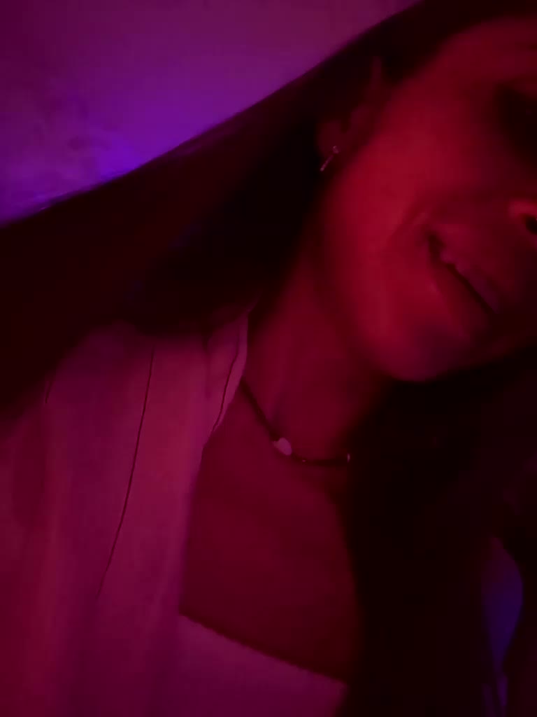 VIP17CoupleDream Cam Model Chat September 27, 2025