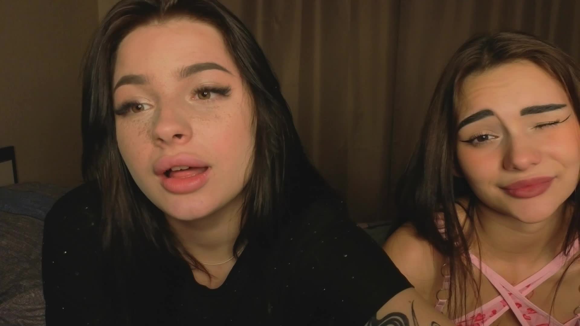 LisaAndDenis Cam Model Chat September 27, 2025