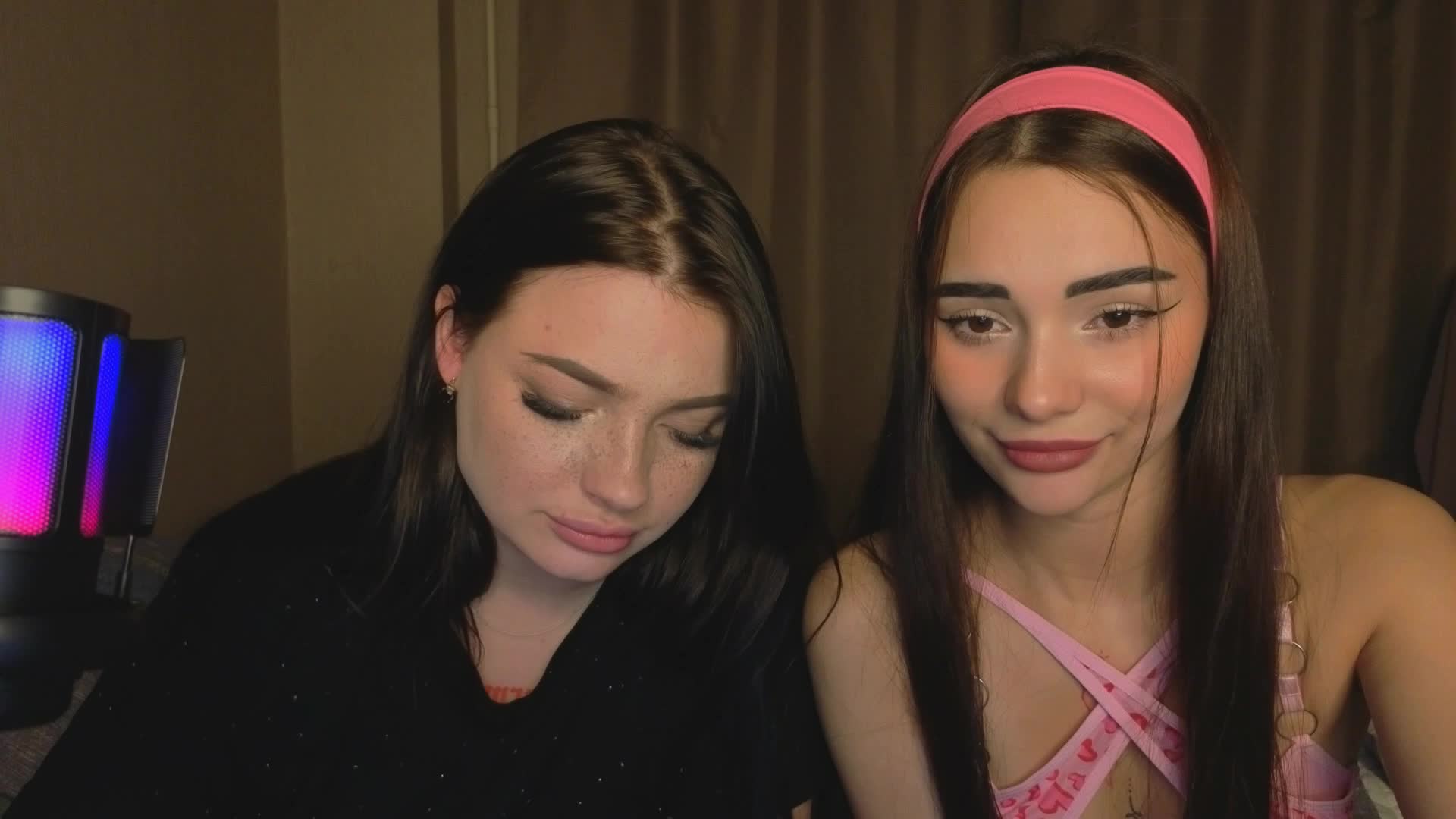 LisaAndDenis Cam Model Chat September 27, 2025