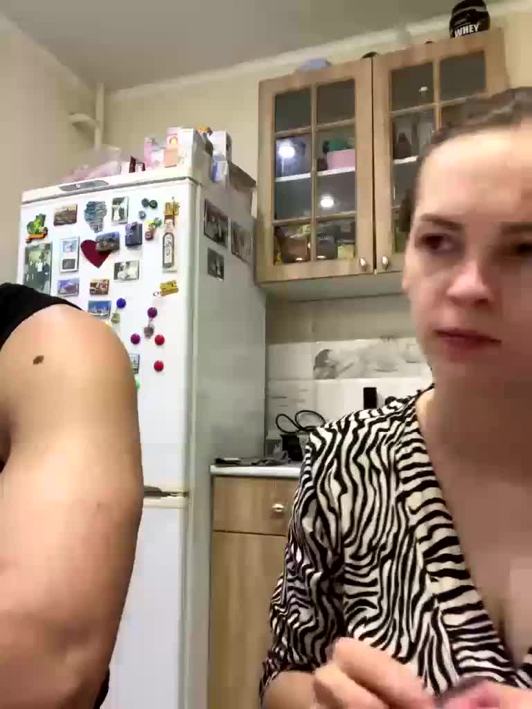 _Dragon_ Cam Model Chat September 27, 2025