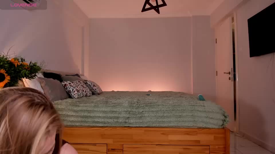 miya_shake Cam Model Chat September 27, 2025