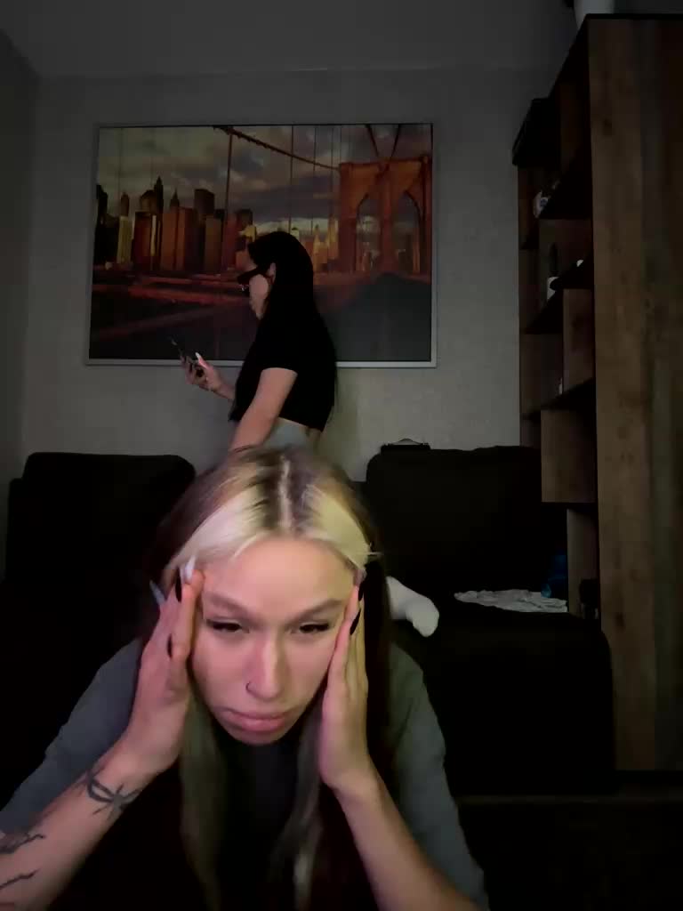 askorbinkiii Cam Model Chat September 27, 2025