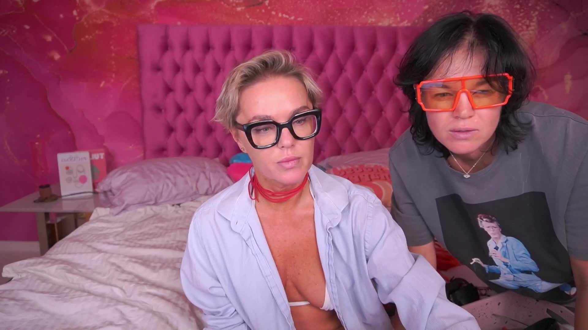 PleasureWeCouple Cam Model Chat September 27, 2025