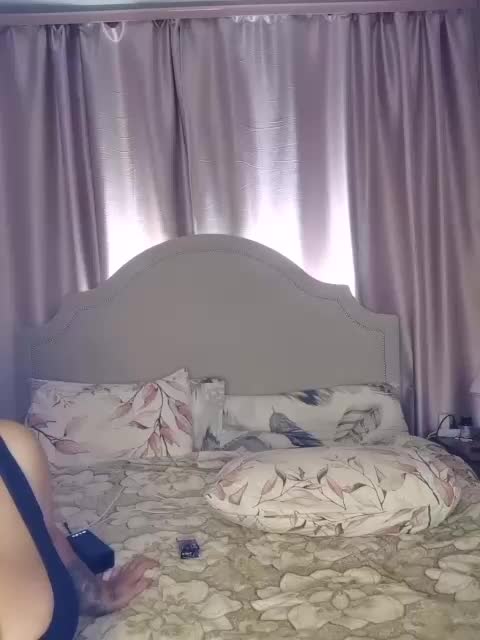 Her-Girl Cam Model Chat September 27, 2025