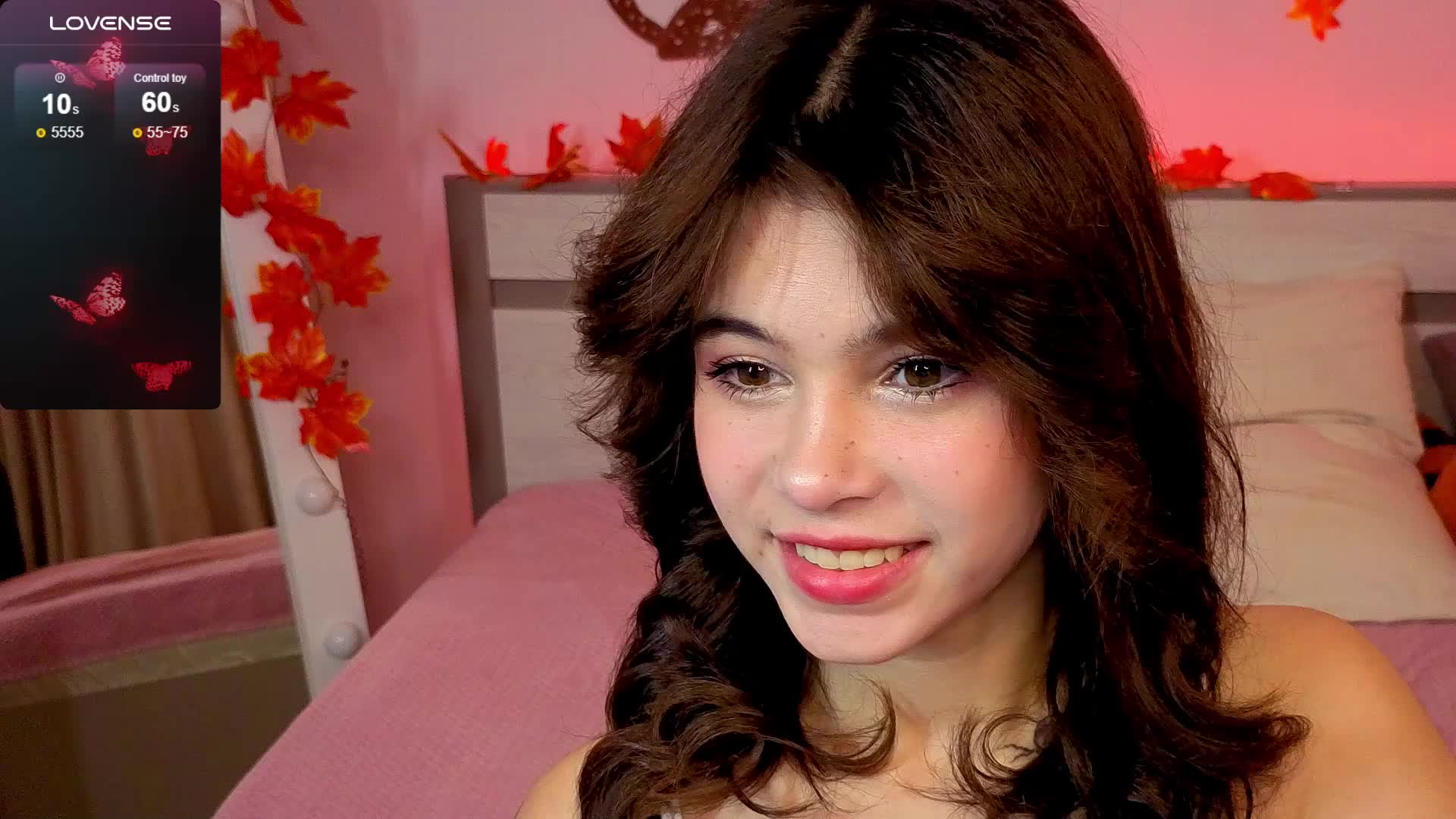 CoralineJones Cam Model Chat September 27, 2025