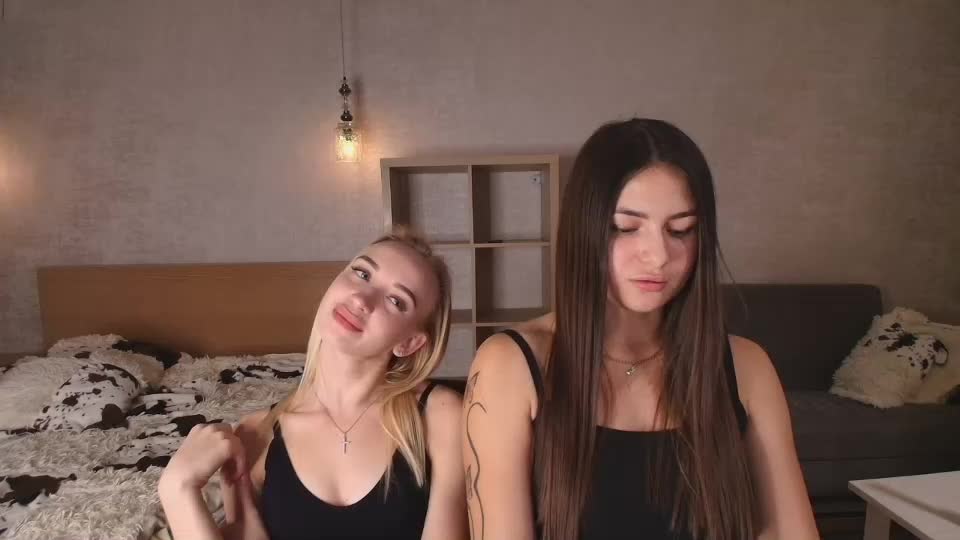 caressyourself Cam Model Chat September 27, 2025