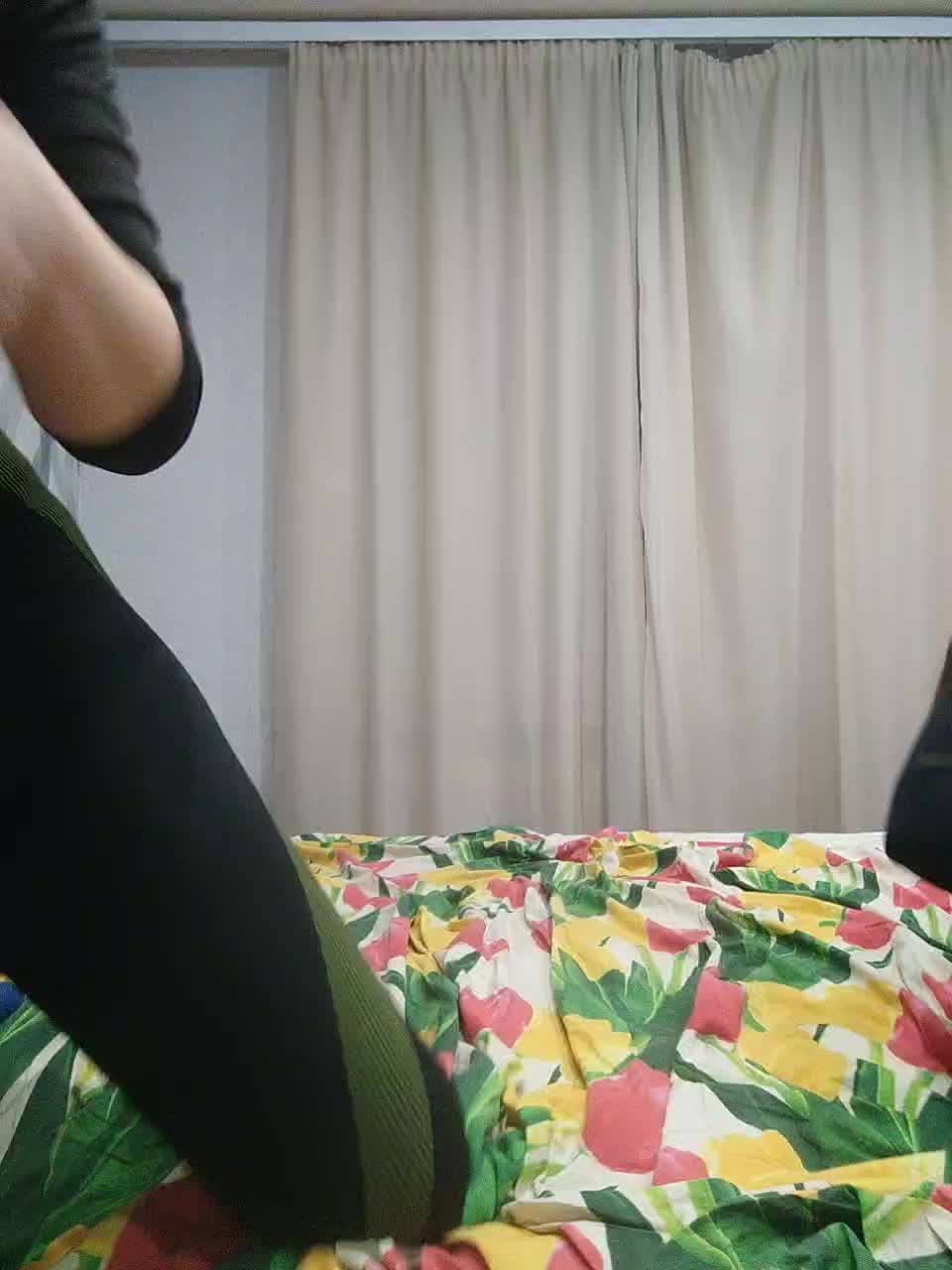 AHAHAC_HAXPEH_B_yHuTa3 Cam Model Chat September 27, 2025