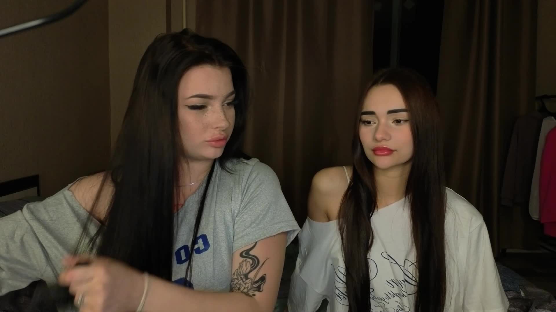 LisaAndDenis Cam Model Chat September 27, 2025