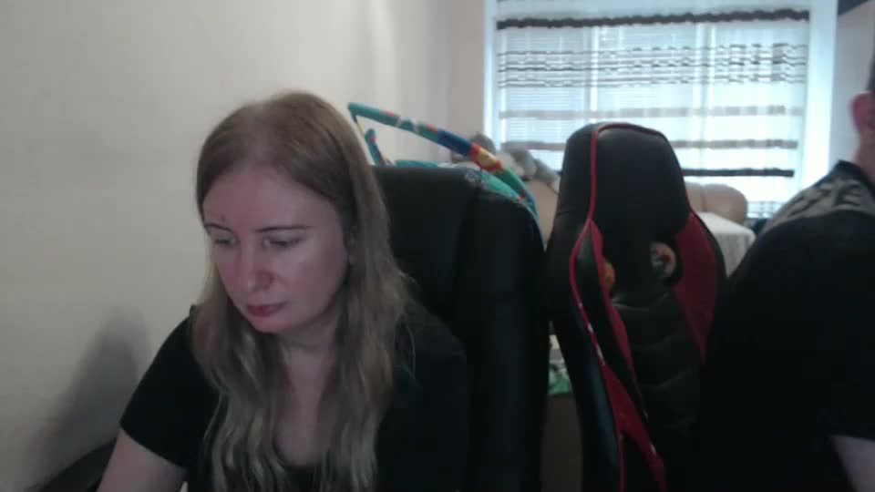 jenisandpeter Cam Model Chat September 27, 2025