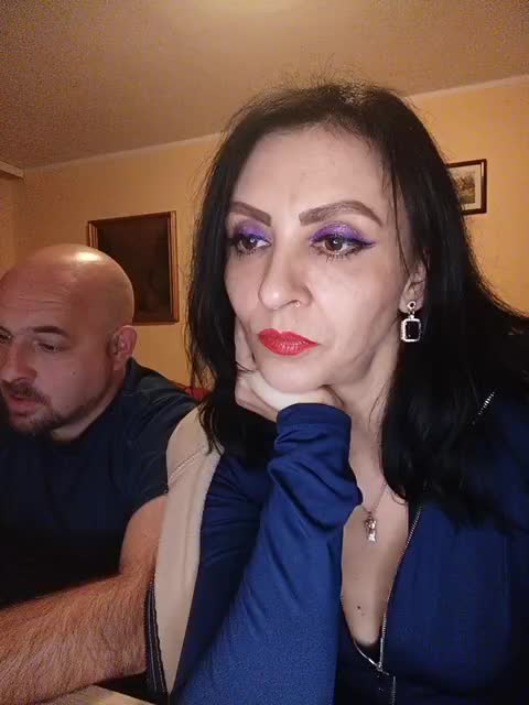 WikiBitch Cam Model Chat September 27, 2025