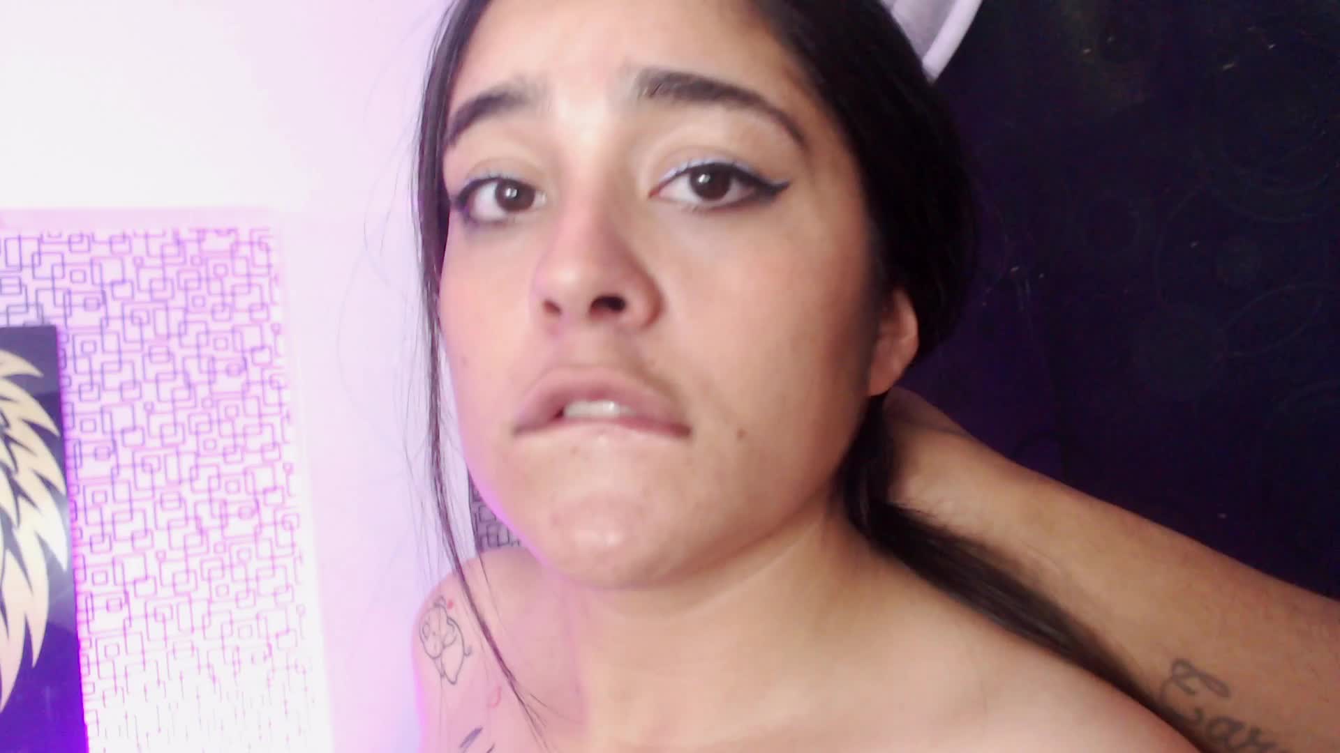 Solange111 Cam Model Chat September 27, 2025