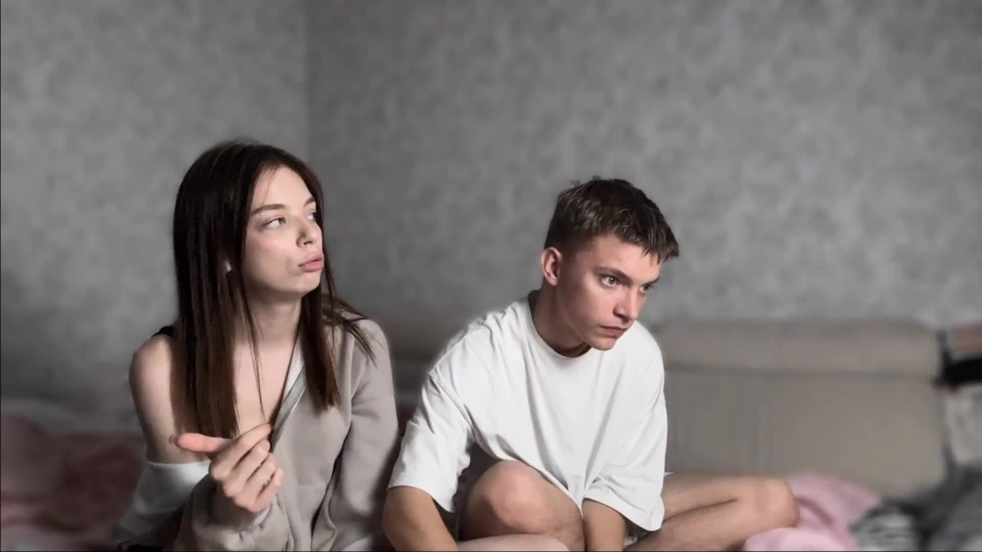 AsyaSky Cam Model Chat September 27, 2025