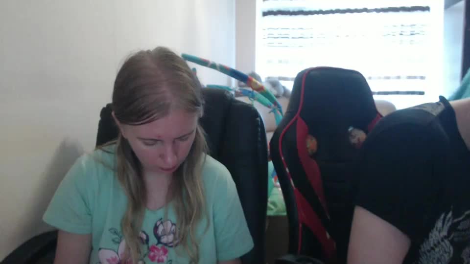 jenisandpeter Cam Model Chat September 27, 2025