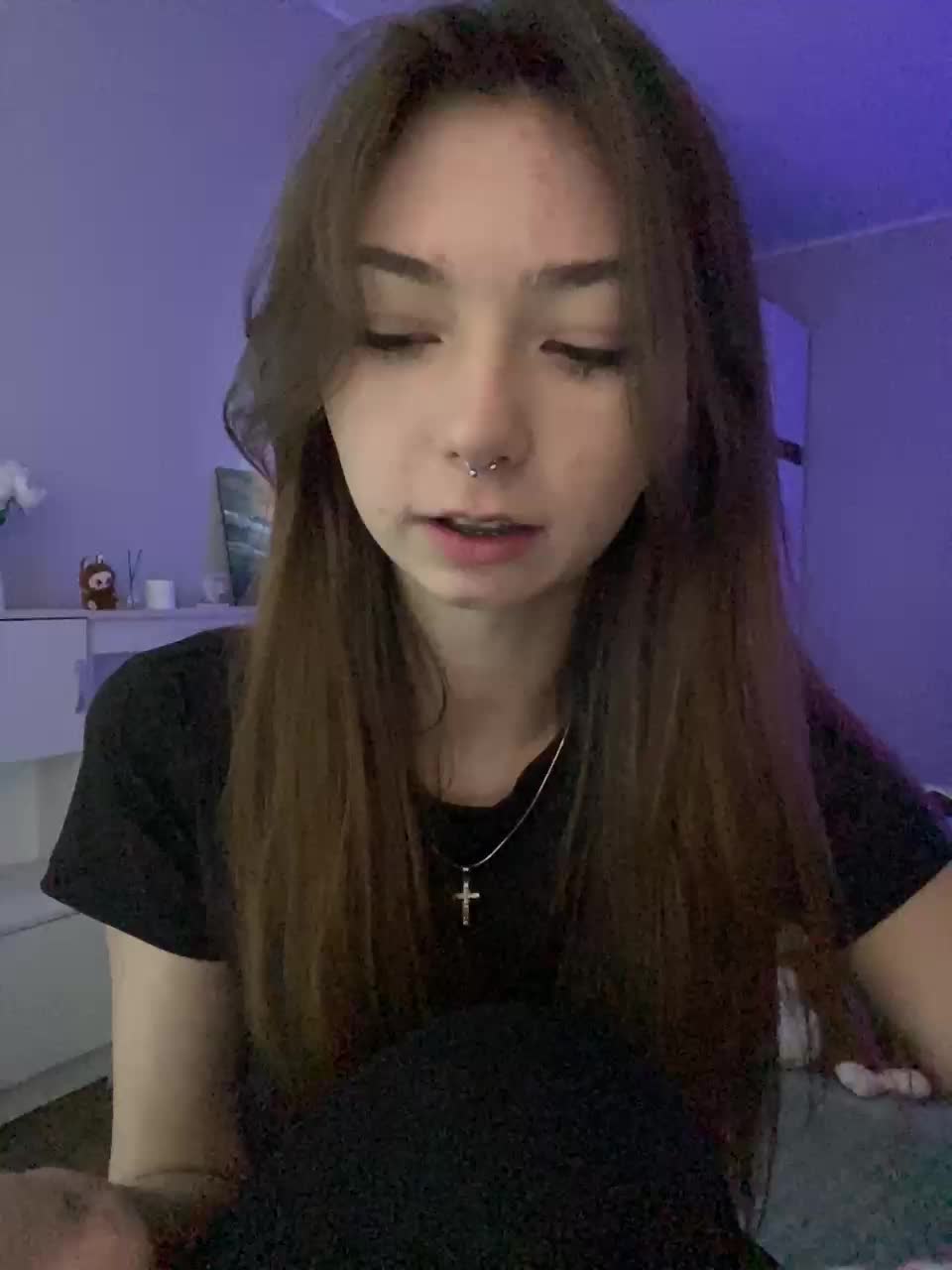 ShyAlya Cam Model Chat September 27, 2025