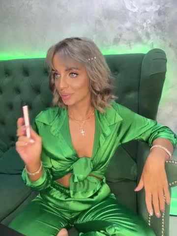 Darina_ Cam Model Chat September 27, 2025