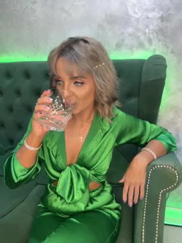 Darina_ Cam Model Chat September 27, 2025