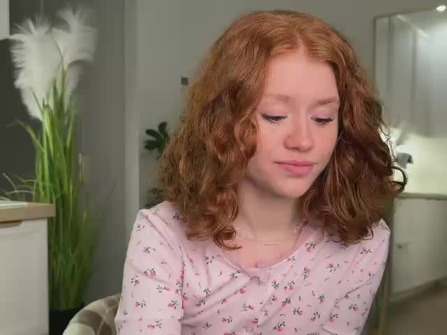 -milka- Cam Model Chat September 27, 2025