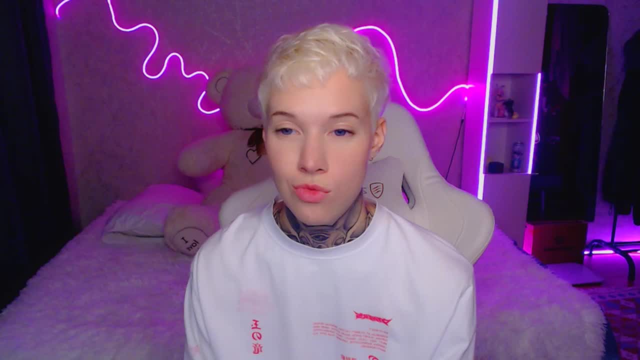 tezes Cam Model Chat September 27, 2025