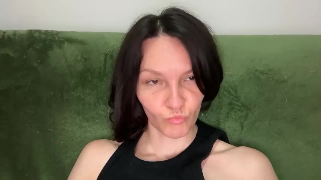 _lastochka_ Cam Model Chat September 27, 2025