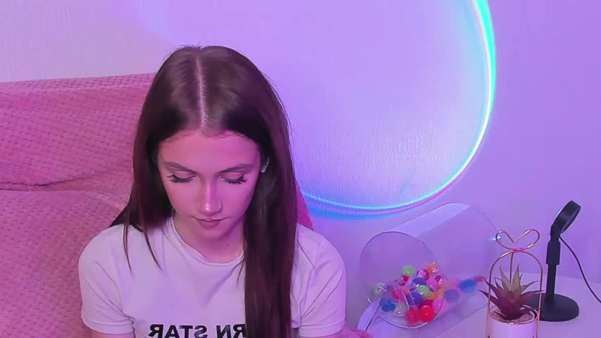 LexyStars Cam Model Chat September 27, 2025