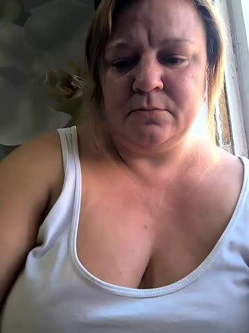 jusichka Cam Model Chat September 27, 2025