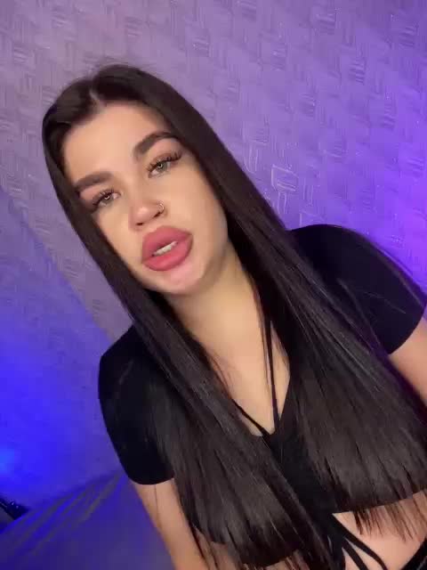 suchka-black- Cam Model Chat September 27, 2025