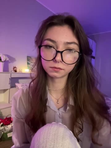 ShyAlya Cam Model Chat September 27, 2025