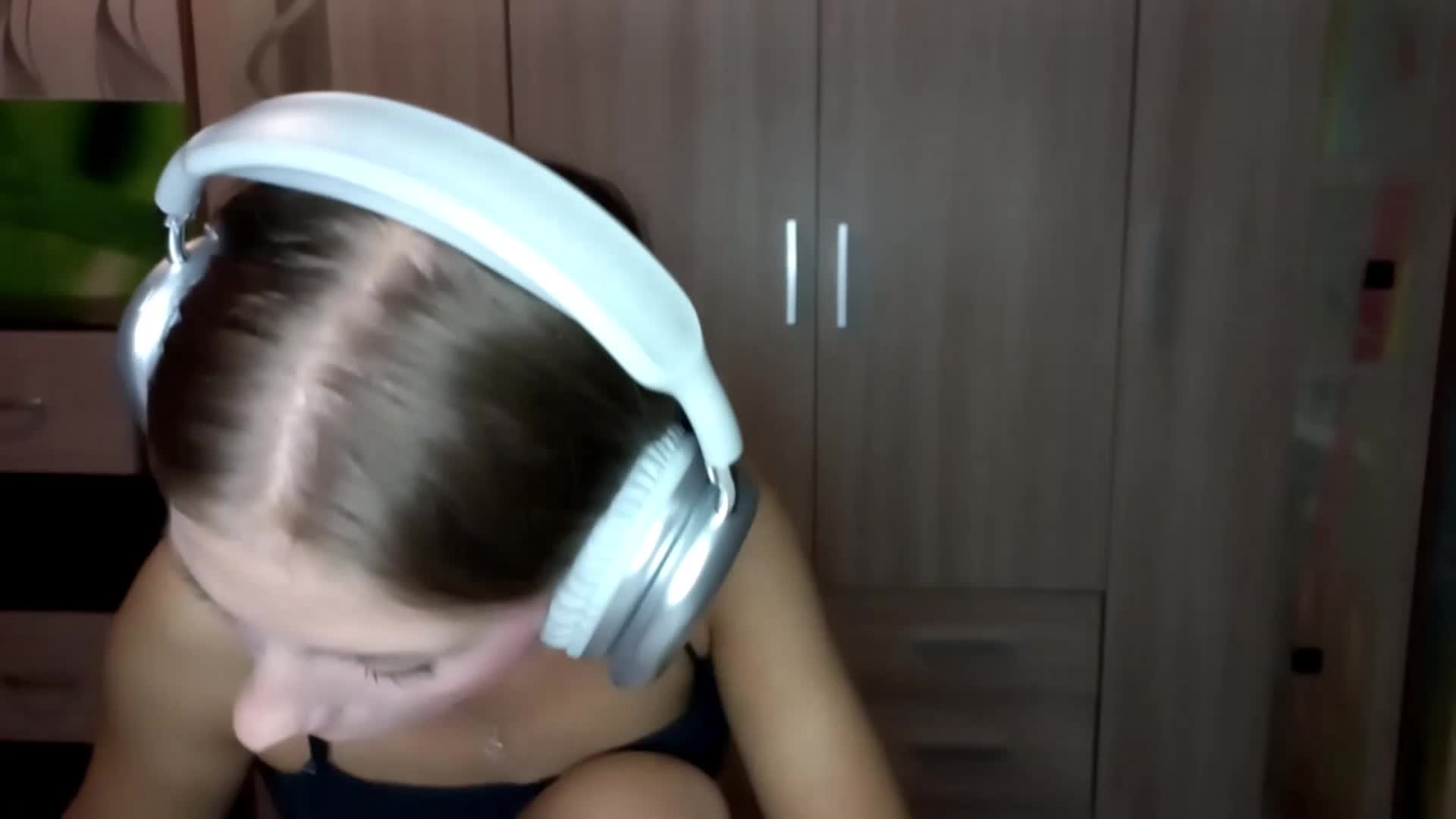 AuroraRow Cam Model Chat September 27, 2025