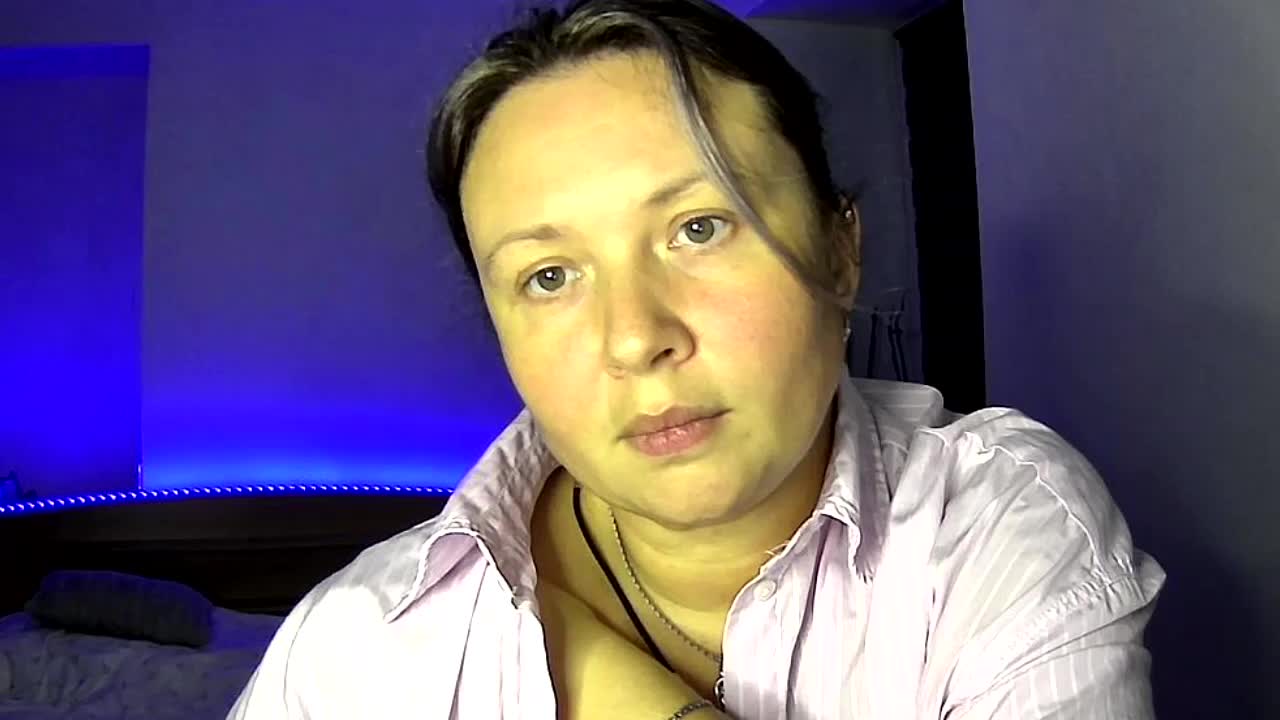 NERVOMOTINA Cam Model Chat September 27, 2025