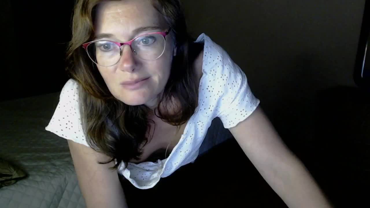 Viorica Cam Model Chat September 27, 2025