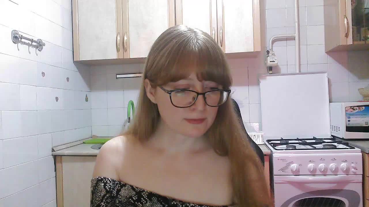 L-e-l-i-k Cam Model Chat September 27, 2025