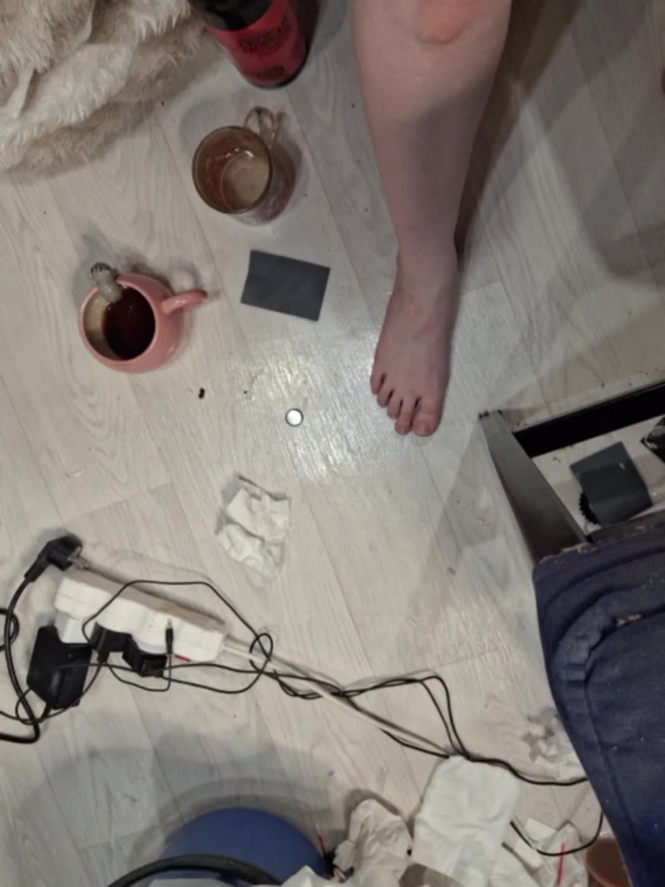 -scyrim- Cam Model Chat September 27, 2025