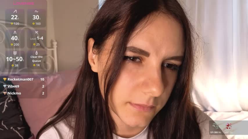 Kelly_Woods Cam Model Chat September 27, 2025