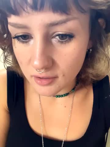 what_is_the_sun Cam Model Chat September 27, 2025