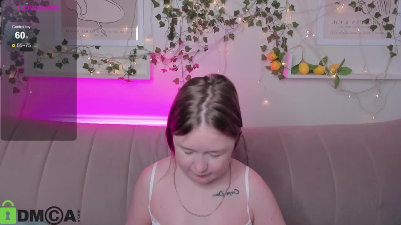 Sara-Moor Cam Model Chat September 27, 2025