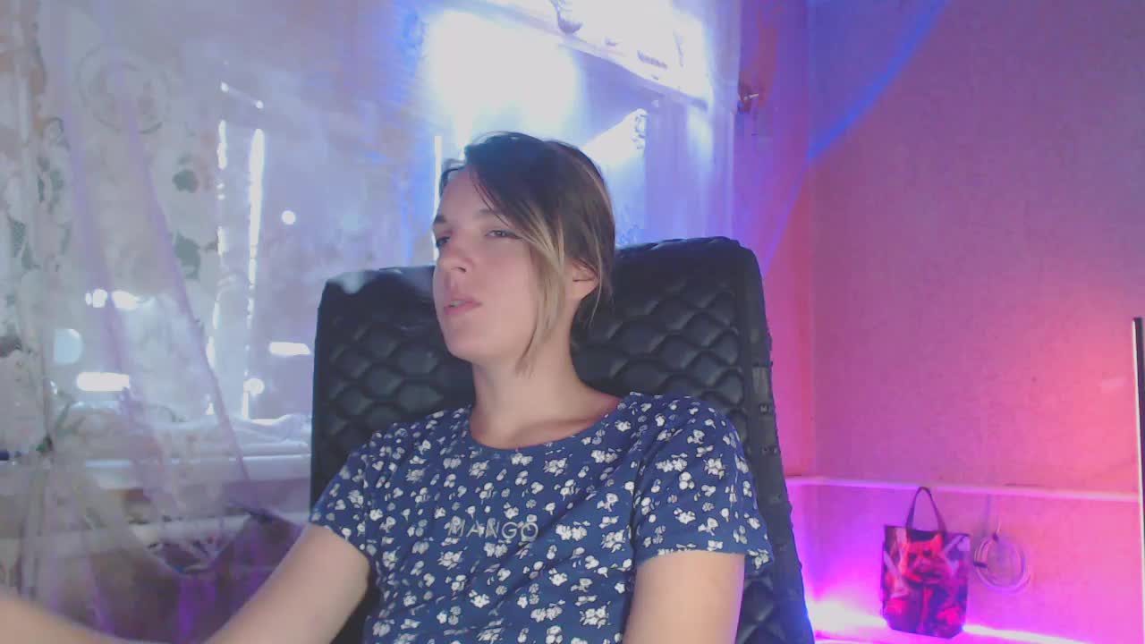 Babymuro4ka Cam Model Chat September 27, 2025