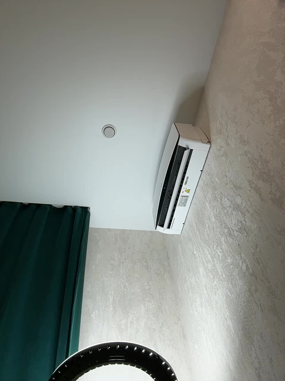 Ellidi Cam Model Chat September 27, 2025