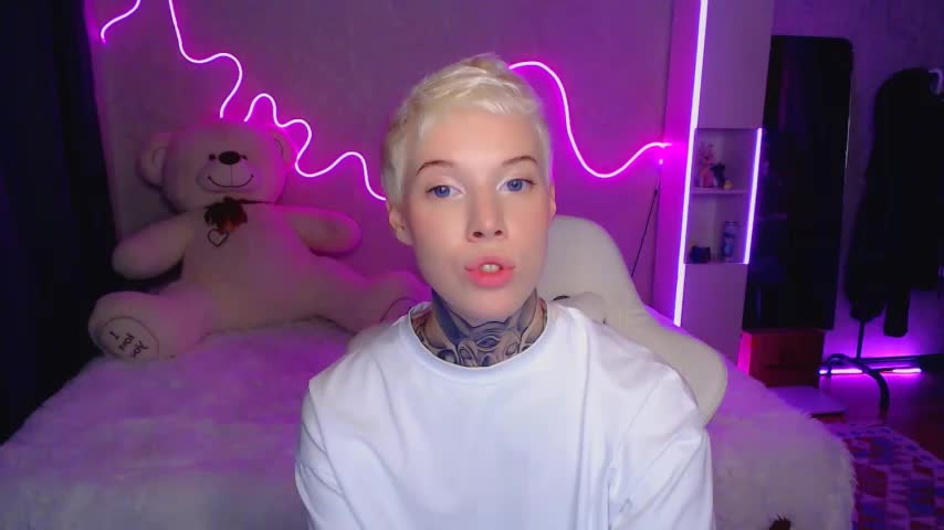 soulinacage Cam Model Chat September 27, 2025