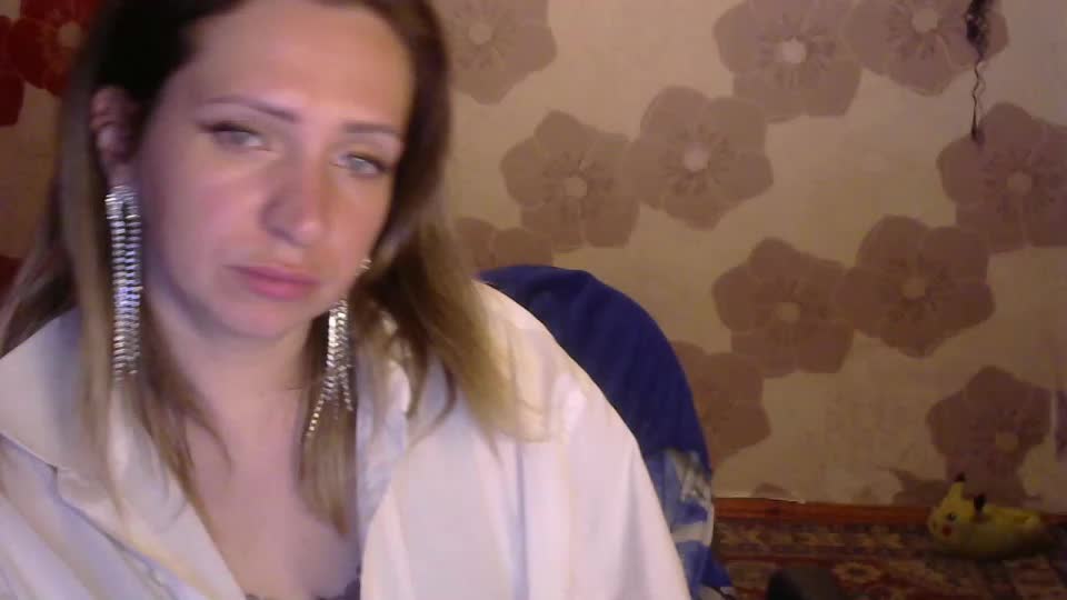 Queen_Daenerys Cam Model Chat September 27, 2025