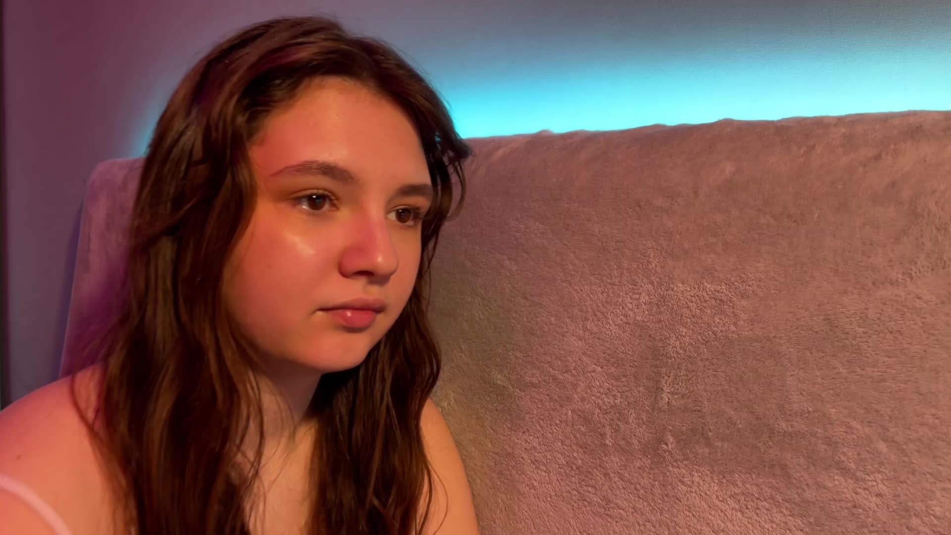 AlisaRichGold Cam Model Chat September 27, 2025