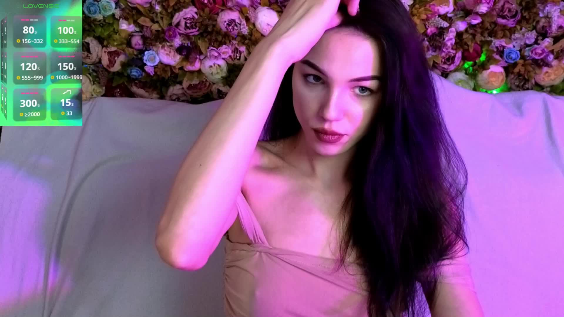 EmilyLuxxxury Cam Model Chat September 27, 2025